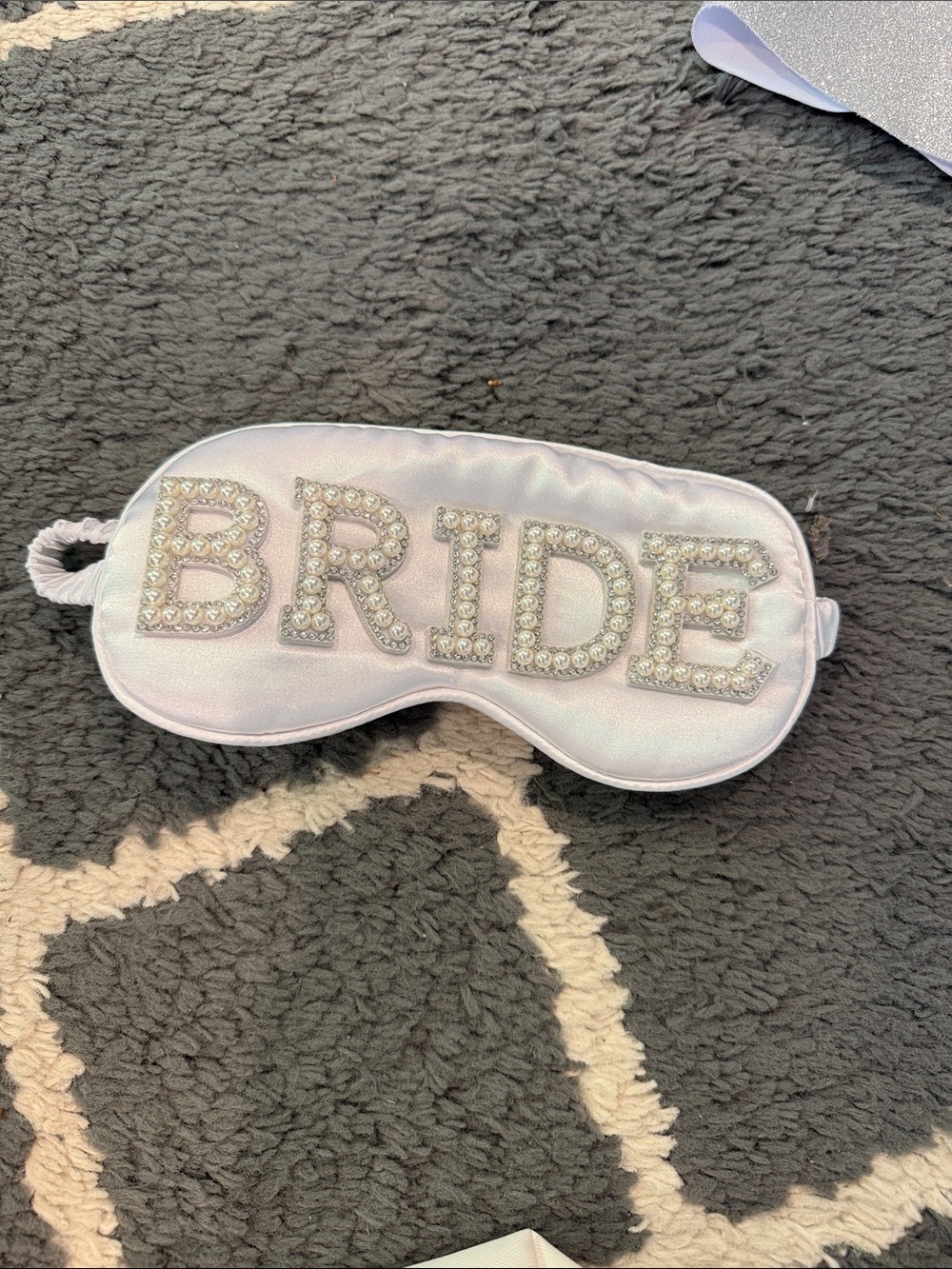 Bride Accessory Set - Picture 4 of 9